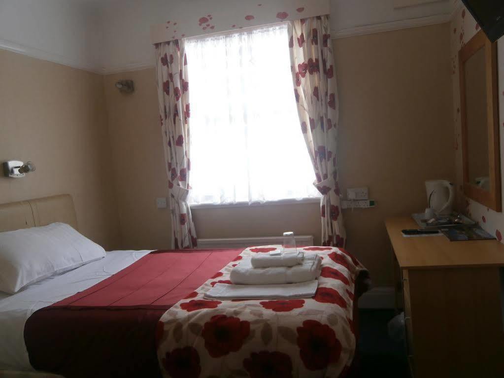 Min Y Don Llandudno (Adults Only) Hotel Bagian luar foto